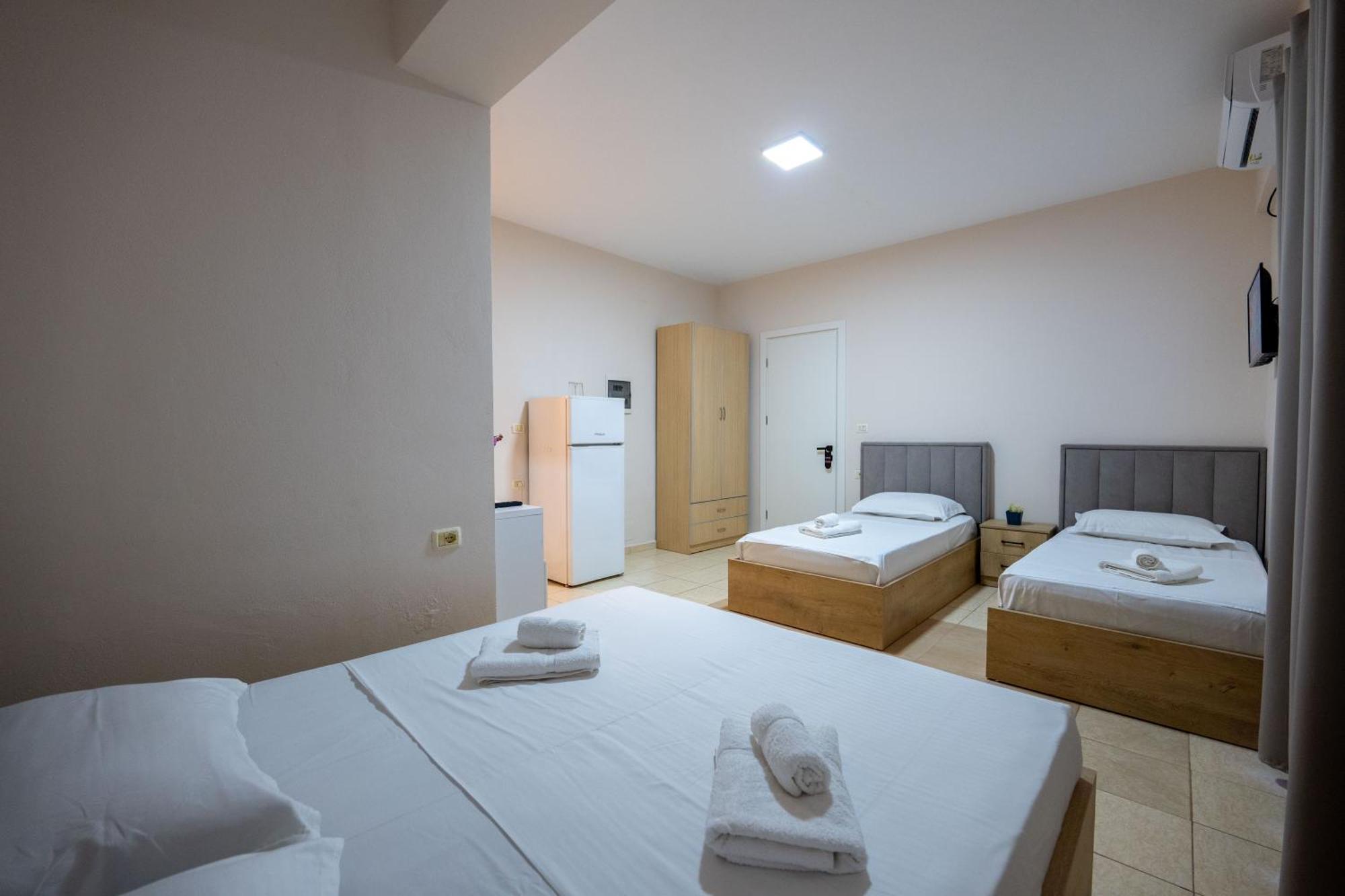 Twins Hotel Ksamil Eksteriør bilde