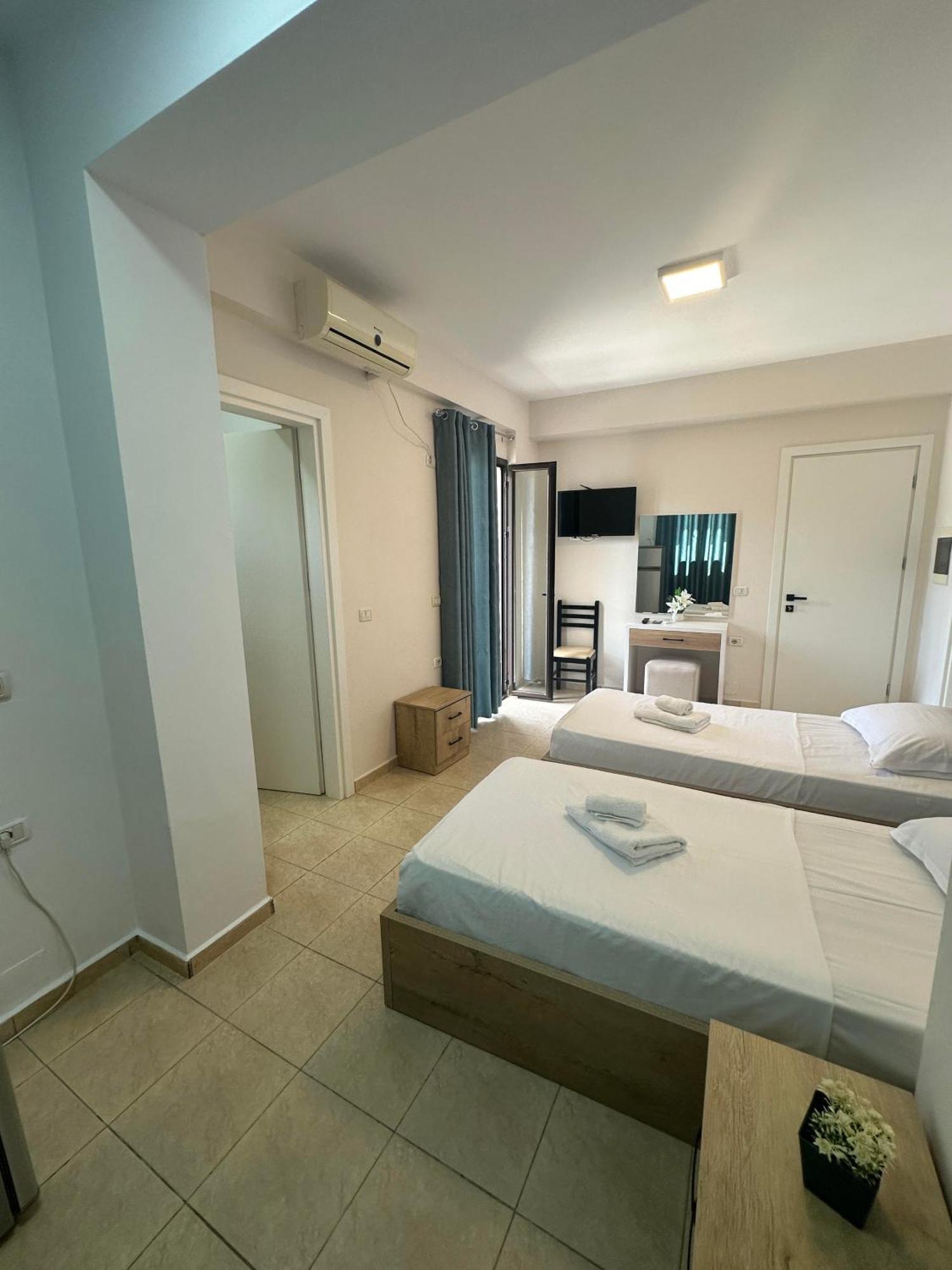 Twins Hotel Ksamil Eksteriør bilde